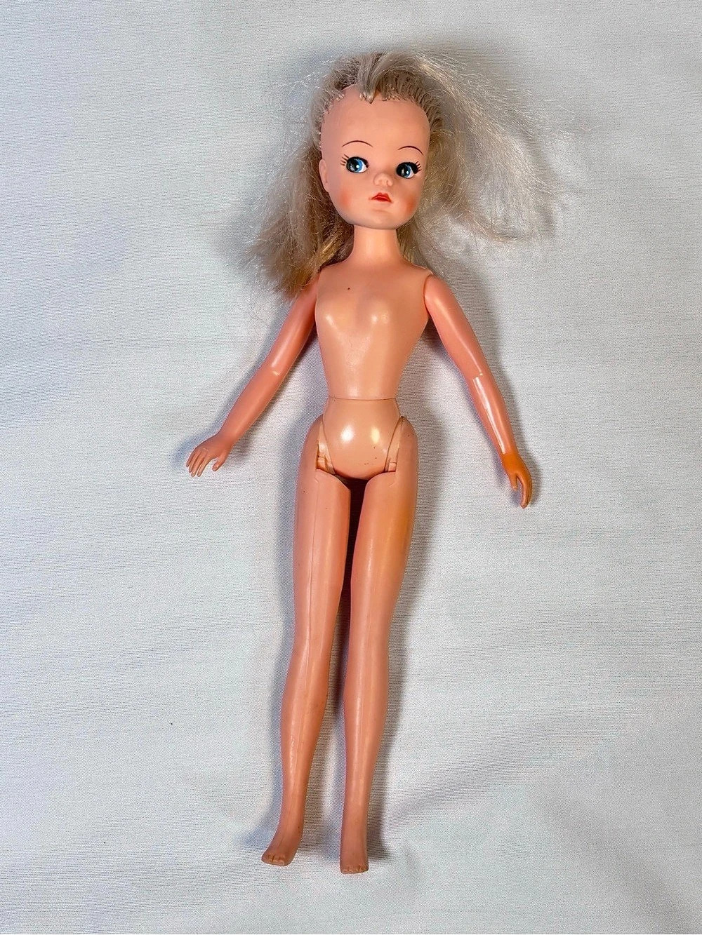 Vintage Pedigree Sindy Doll Blonde -